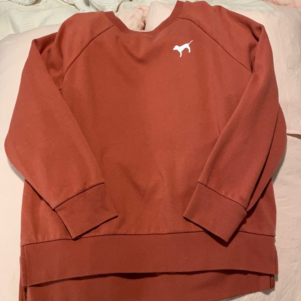 ✨ VS pullover sweatshirt